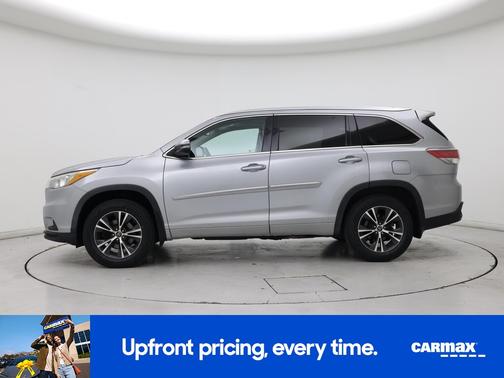 Silver 2016 Toyota Highlander XLE