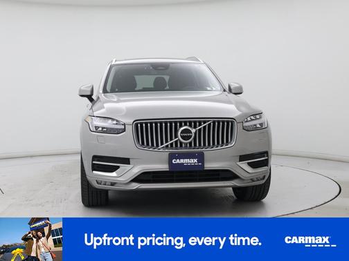 2023 Volvo XC90 B6 Plus