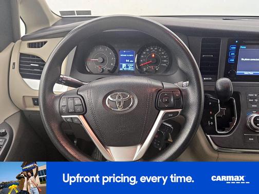 2015 Toyota Sienna LE