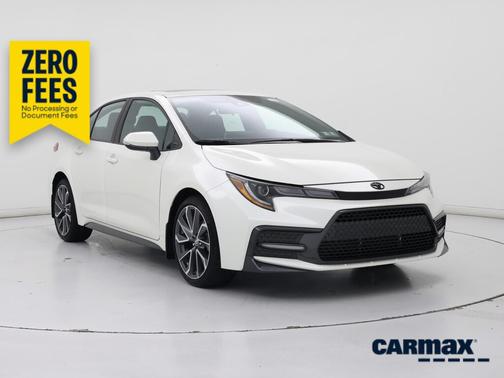 White 2021 Toyota Corolla SE