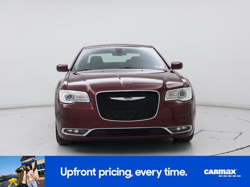 2019 Chrysler 300 Touring