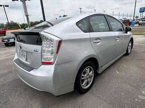 2010 Toyota Prius One