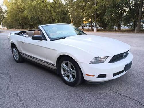 2010 Ford Mustang Premium
