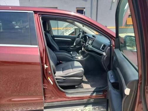2015 Toyota Highlander LE Plus