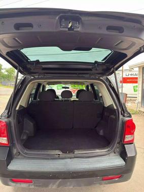 2008 Mazda Tribute i Sport