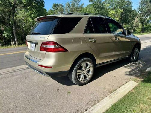 2012 Mercedes-Benz M-Class 4MATIC