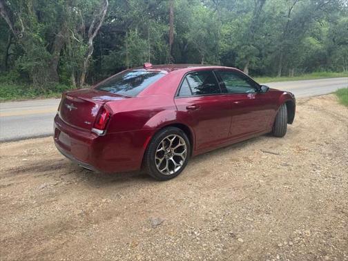 2018 Chrysler 300 Touring