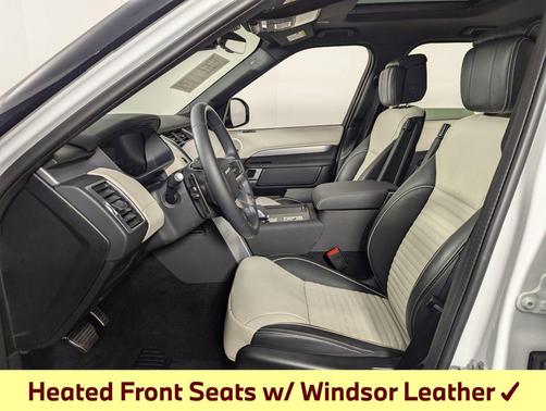 2024 Land Rover Discovery P300 Dynamic SE