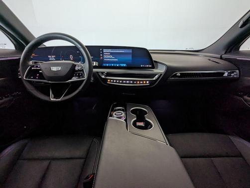 2024 Cadillac LYRIQ Sport