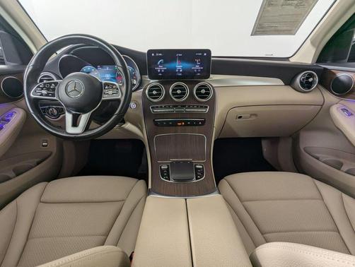 2022 Mercedes-Benz GLC 300 4MATIC