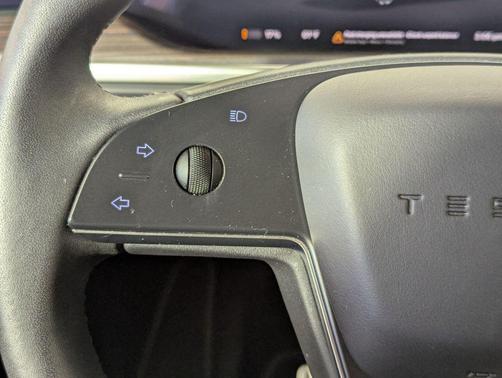 2024 Tesla Model X Long Range