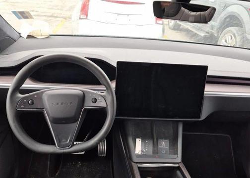 2024 Tesla Model X Long Range