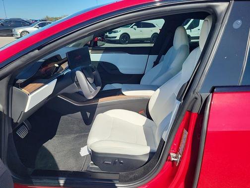 2023 Tesla Model S Standard Range