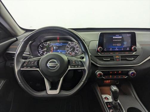 2021 Nissan Altima SR FWD