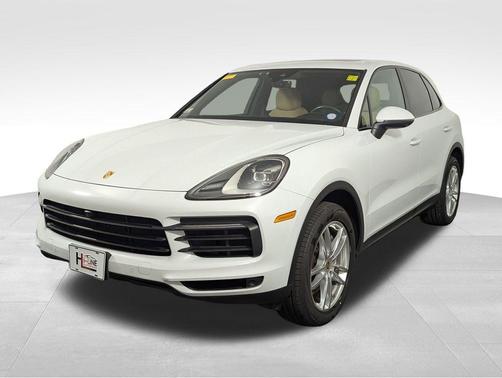 Carrara White Metallic 2022 Porsche Cayenne Cayenne