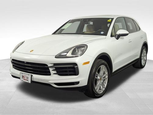 Carrara White Metallic 2022 Porsche Cayenne Cayenne