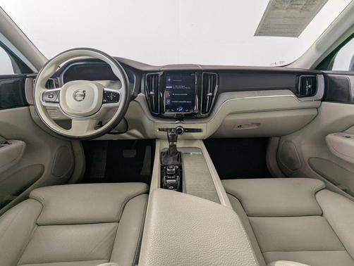 2019 Volvo XC60 T5 Inscription
