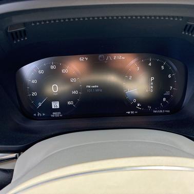 Onyx Black Metallic 2019 Volvo XC60 T5 Inscription