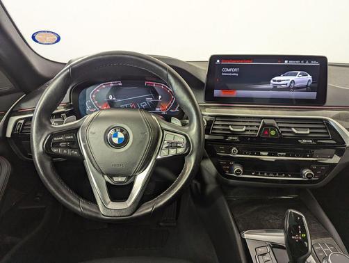 2022 BMW 530 i xDrive