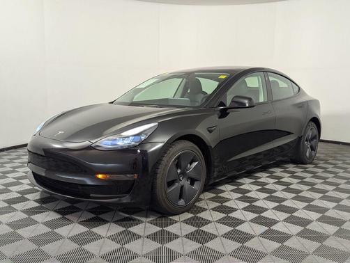 2023 Tesla Model 3 Standard Range