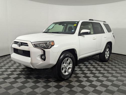 2024 Toyota 4Runner SR5
