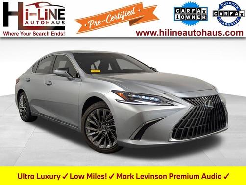 2025 Lexus ES 300h Ultra Luxury
