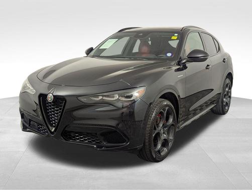 Vulcano Black Metallic 2024 Alfa Romeo Stelvio Veloce AWD