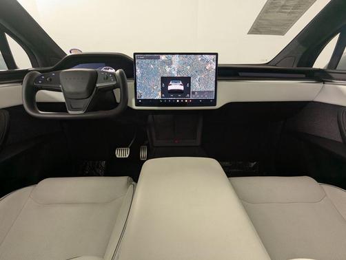 2022 Tesla Model X Plaid Tri Motor All-Wheel Drive