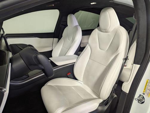 2022 Tesla Model X Plaid Tri Motor All-Wheel Drive