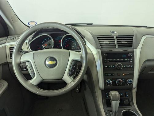 2011 Chevrolet Traverse LT