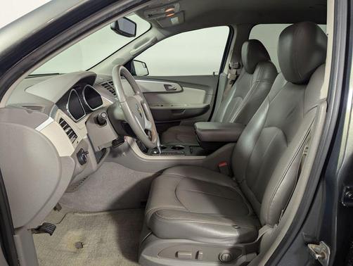 2011 Chevrolet Traverse LT
