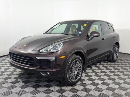 2017 Porsche Cayenne Platinum Edition