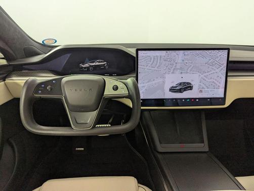 2022 Tesla Model S Plaid