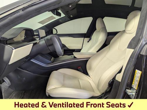 2022 Tesla Model S Plaid