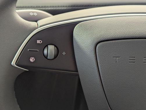 2026 Tesla Model Y Long Range Dual Motor All-Wheel Drive