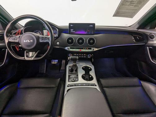 2022 Kia Stinger GT1