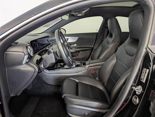 02696 2020 Mercedes-Benz CLA 250 Base