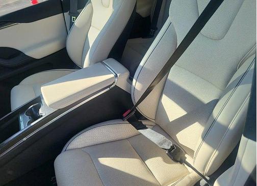 2022 Tesla Model X Plaid Tri Motor All-Wheel Drive