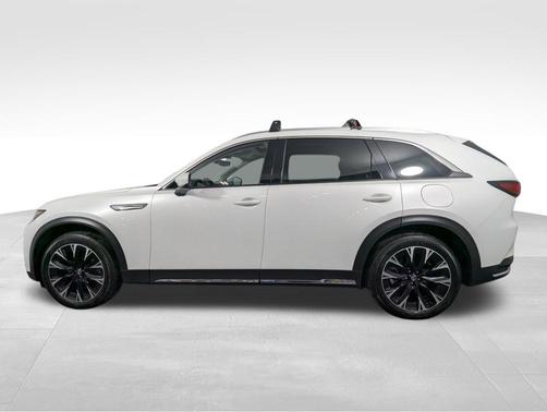 2024 Mazda CX-90 PHEV Premium Plus