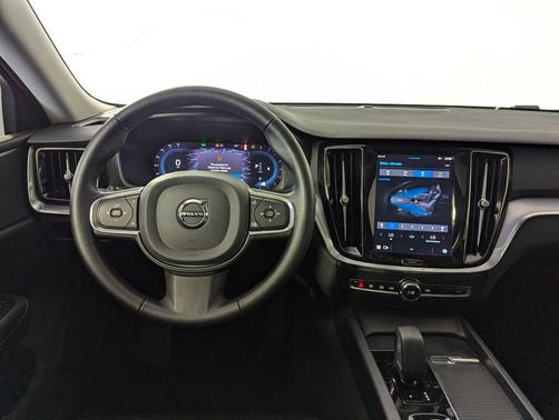 2024 Volvo S60 B5 Core Dark Theme