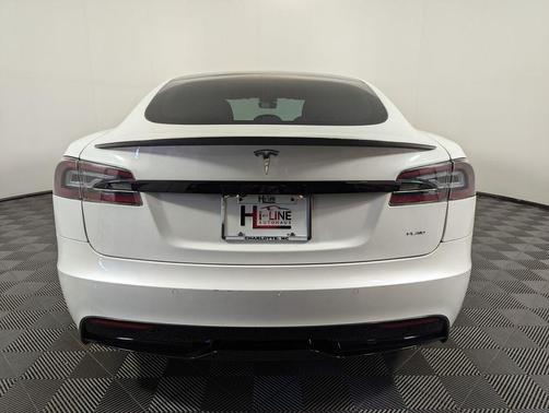 2021 Tesla Model S Plaid