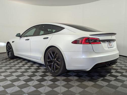 2021 Tesla Model S Plaid