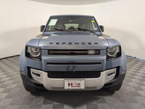2025 Land Rover Defender 110 P300