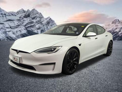 2021 Tesla Model S Plaid