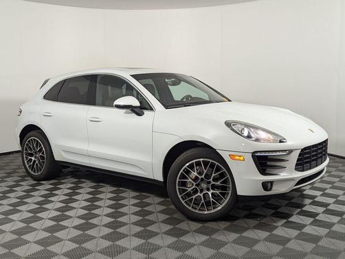 2016 Porsche Macan S