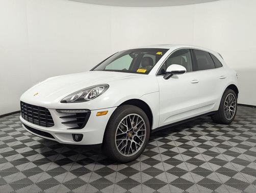 2016 Porsche Macan S