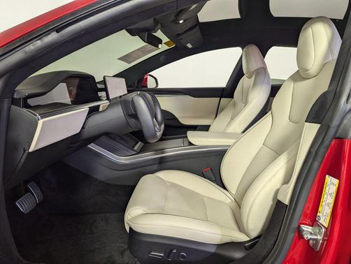 2021 Tesla Model S Plaid