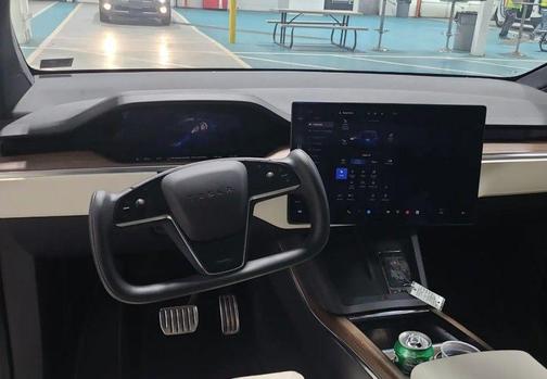 2023 Tesla Model X Base