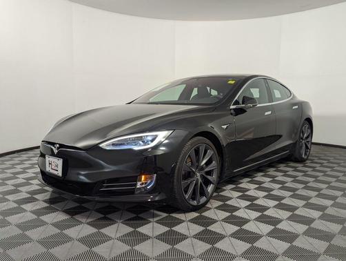 2021 Tesla Model S Long Range
