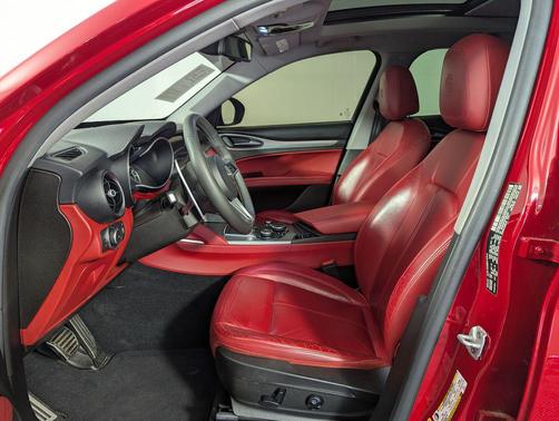 Alfa Rosso 2018 Alfa Romeo Stelvio Sport